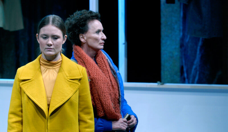 plus null komma fünf windstill, Burgtheater Vestibül, Foto: Reinhard Werner